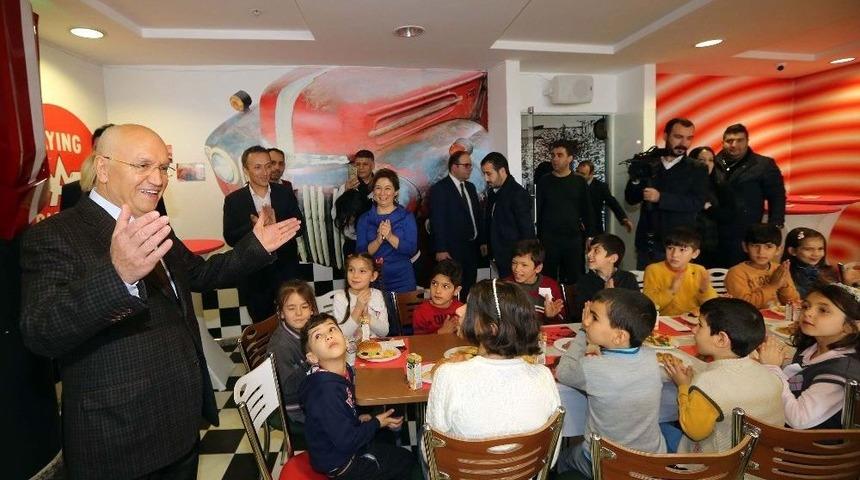 Yenimahalle&rsquo;de D&uuml;nya &Ccedil;ocukları Buluştu