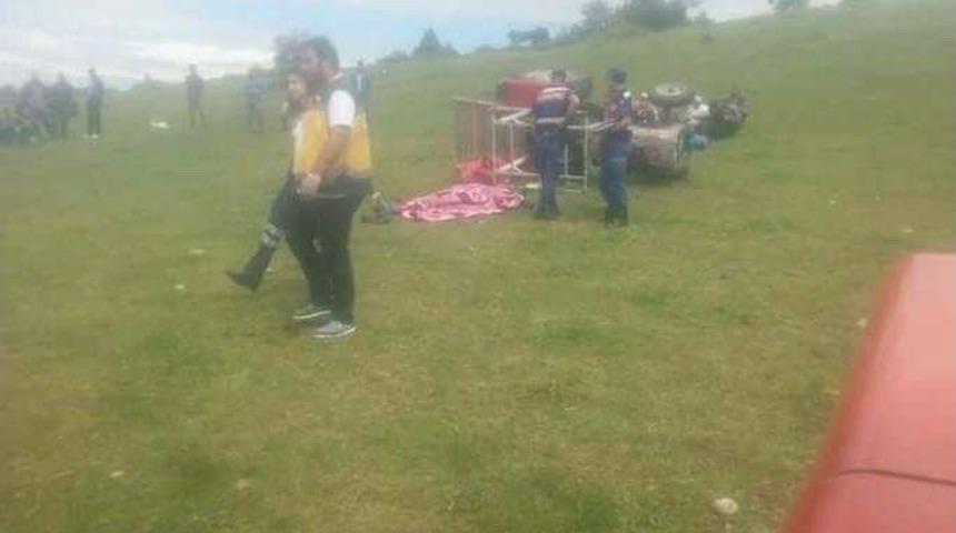 Trakt&ouml;r Devrildi: 1 &Ouml;l&uuml;