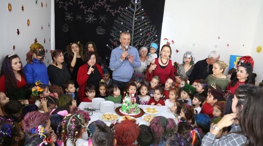 Mezitli&rsquo;nin Minikleri Yeni Yıl Partisiyle Coştu