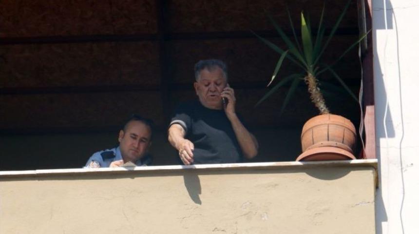 &lsquo;oğlum Evde Yok&rsquo; Diye Polisi Aradı, Terastan Bakınca Cesedini G&ouml;rd&uuml;