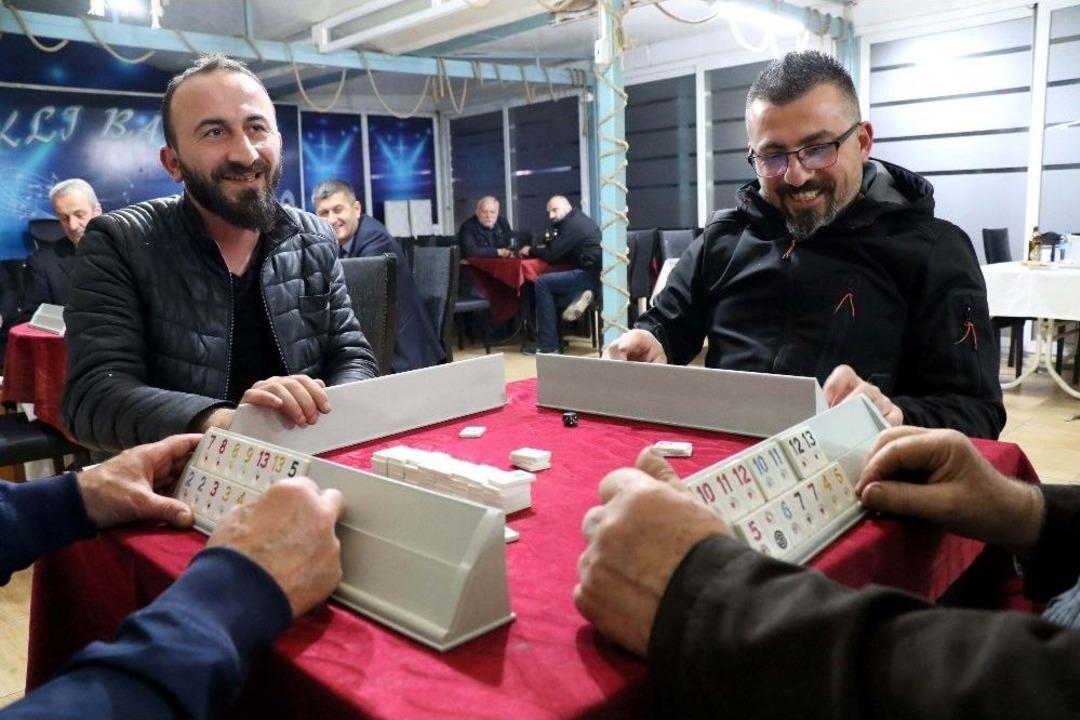 &rsquo;baba Hindi&rsquo;li Okey Turnuvası