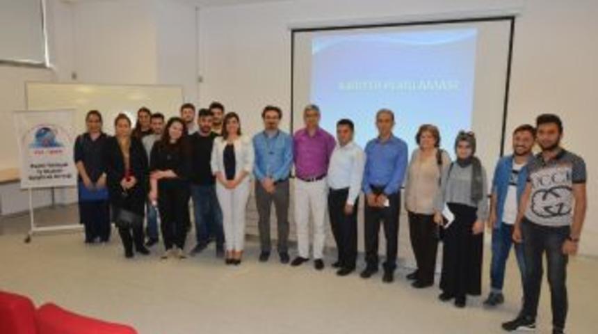 Pekduraner: "kariyer Belirlemede Alternatif Bir Plan Olmalı"