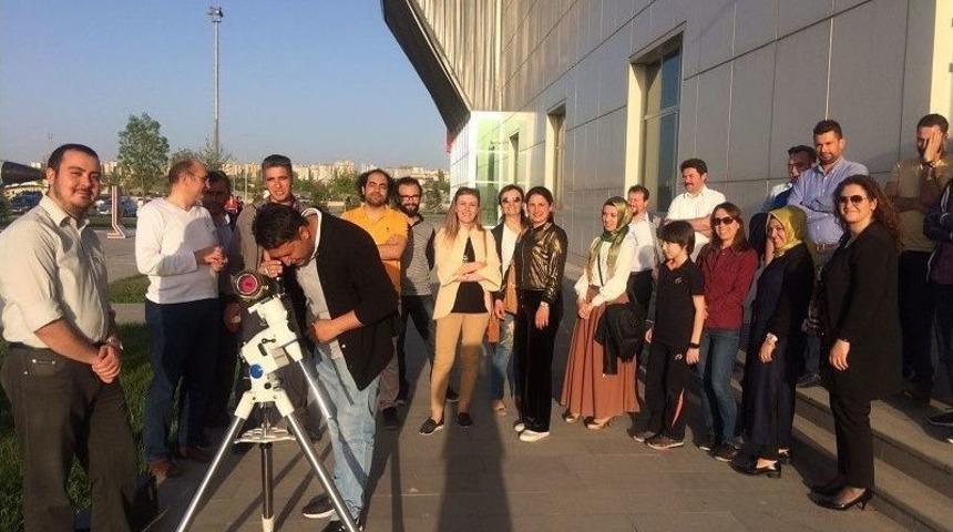 Astronomi Meraklıları Bilim Merkezine