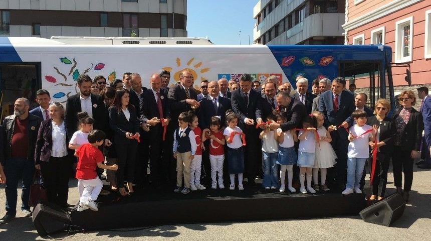 &Ouml;ğrenciler Bu Otob&uuml;ste Kodlama Eğitimi Alacak