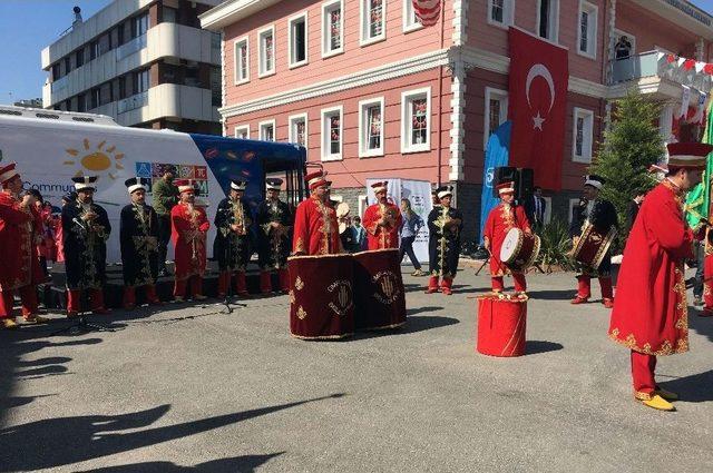 Öğrenciler Bu Otobüste Kodlama Eğitimi Alacak