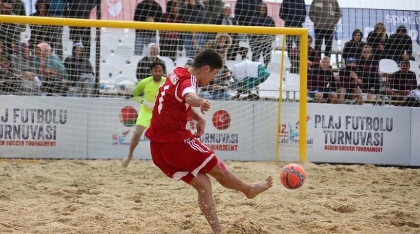 13. Lale Festivali&rsquo;nde Plaj Futbolu Heyecanı Başladı