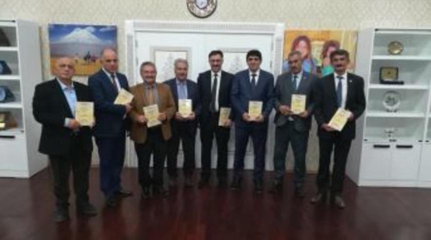 İl Başkanı Tutulmaz, Rekt&ouml;r Alma&rsquo;yı Ziyaret Etti