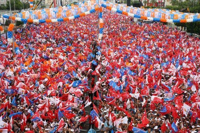 Çelik’ten Antalyalılara Miting Teşekkürü