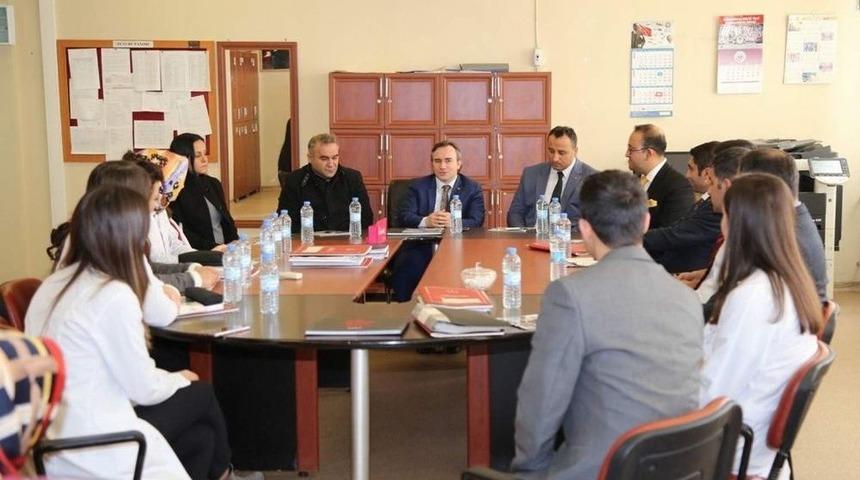 Gen&ccedil;lik Buluşmaları Devam Ediyor