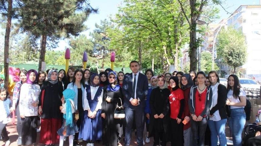 &Uuml;lk&uuml; Ocaklarından 23 Nisan Etkinliği