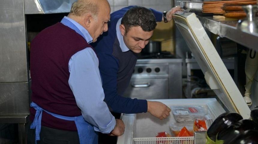 Maltepe Belediyesi Ekipleri Yılbaşı &Ouml;ncesi G&ouml;z A&ccedil;tırmadı