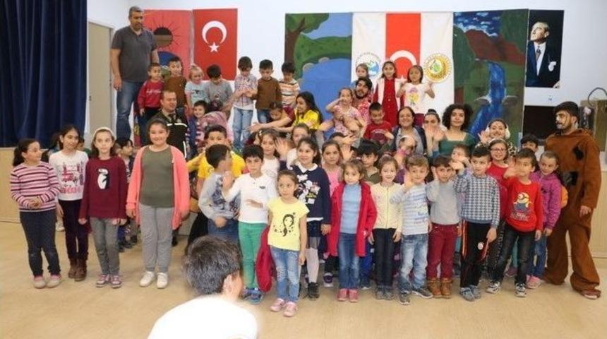 Yığılca&rsquo;da 553 &Ouml;ğrenciye Tiyatro G&ouml;sterisi Sergilendi