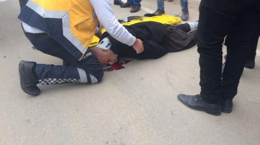 Otomobil Yayaya &Ccedil;arptı; 1 Yaralı