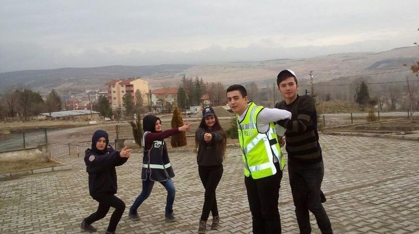 Lisede &lsquo;meslekte 1 G&uuml;n&rsquo; Projesi