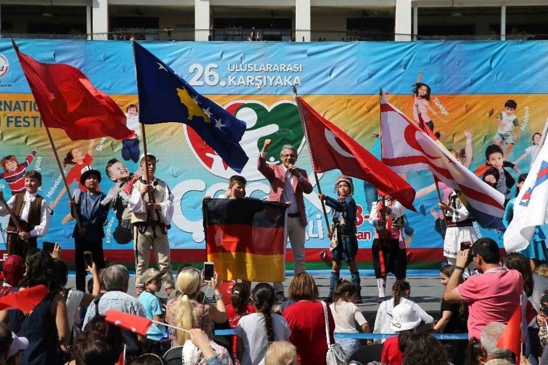Karşıyaka &Ccedil;ocuk Şenliği&rsquo;ne Muhteşem Final