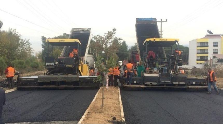 Büyükşehirin Yol Hamlesi Devam Ediyor