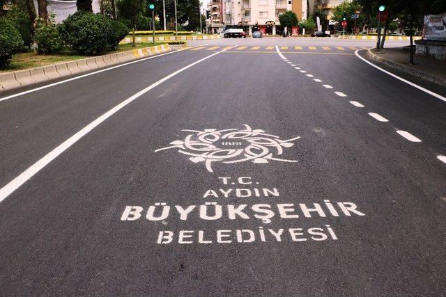 Büyükşehirin Yol Hamlesi Devam Ediyor