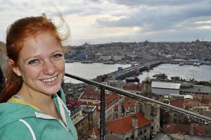 Abd’li Gezgin Kızın Türkiye Sevgisi G2