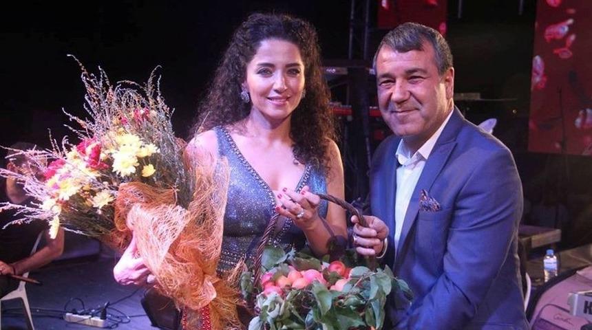 Mut Ferhat Göçer Ve Deniz Toprak’la Coştu