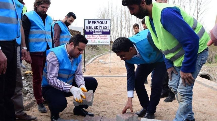 Gövelek Mahallesinde Yol Yapım Çalışması