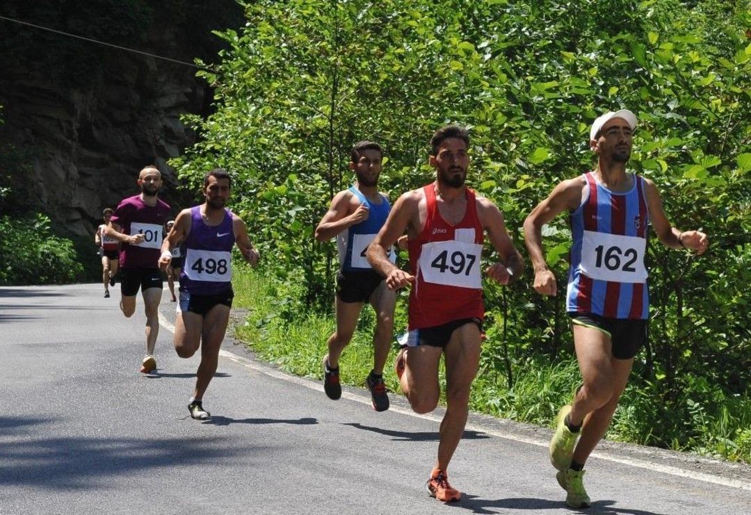 K&ouml;pr&uuml;başı&rsquo;nda Nefes Kesen Yarış