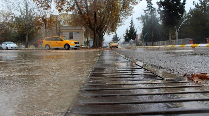 Turhal&rsquo;da Alt Yapı Sorunu &Ccedil;&ouml;z&uuml;ld&uuml;