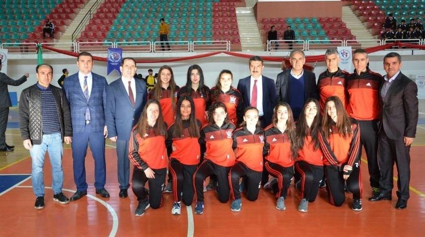 Diyarbakır&rsquo;da Futsalda Grup M&uuml;sabakaları Başladı