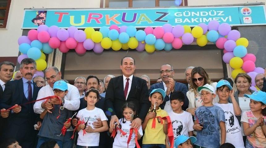 Turkuaz G&uuml;nd&uuml;z Bakımevi A&ccedil;ıldı