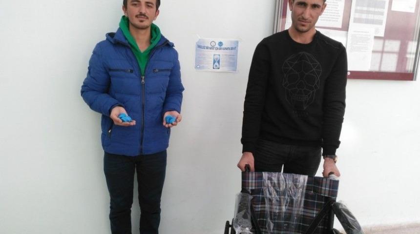 Mavu Kapaklar, Engelliler İ&ccedil;in Tekerlekli Sandalye Oldu