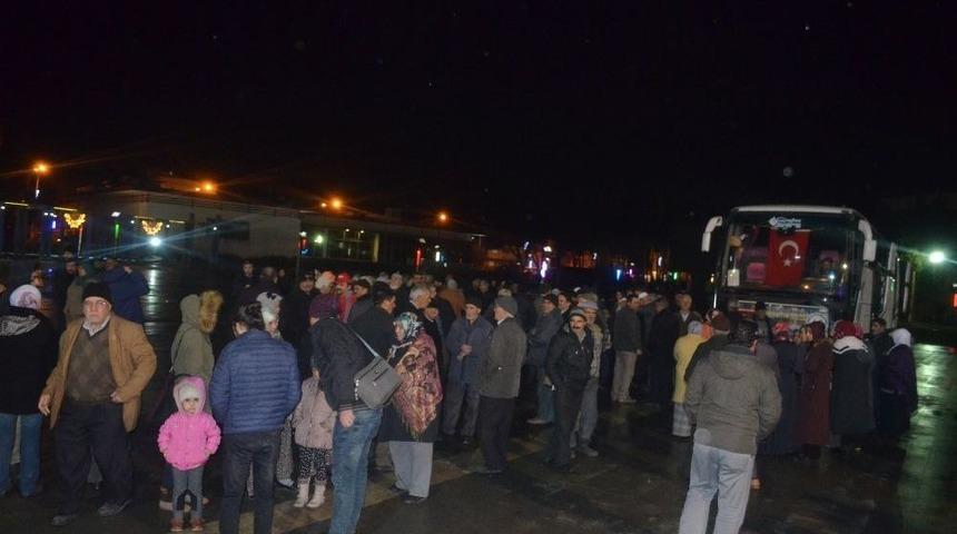 Kula&rsquo;da 2018 Yılının İlk Umre Kafilesi Uğurlandı