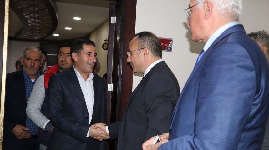 Siirt Valisi Atik&rsquo;ten Halkla Buluşma Toplantısı