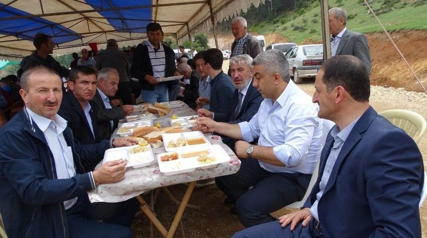 K&ouml;yde 400 Kişilik Hayır Yemeği