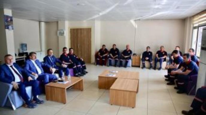 Akın’dan İtfaiye Personeline Ziyaret