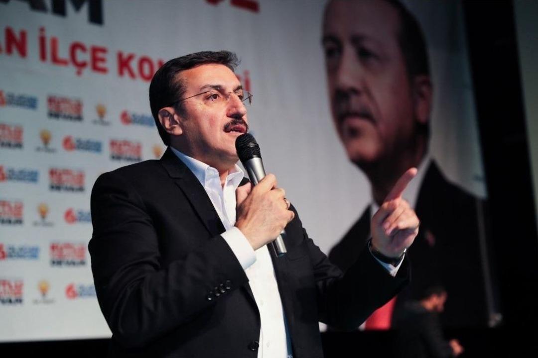 Ak Parti Yeşilyurt İl&ccedil;e Kongresi Ger&ccedil;ekleştirildi