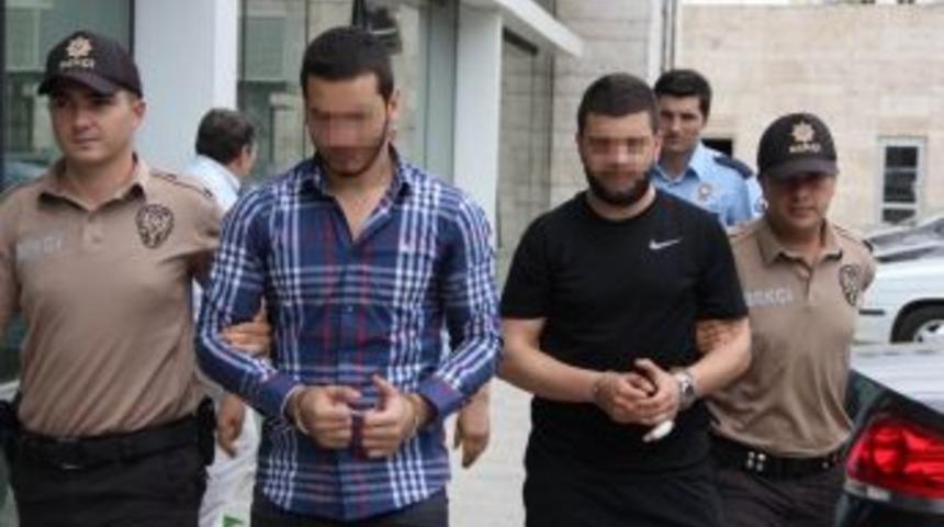 Hastanede Doktorunu Darp Edenler Yeniden G&ouml;zaltına Alınıp Adliyeye Sevk Edildi