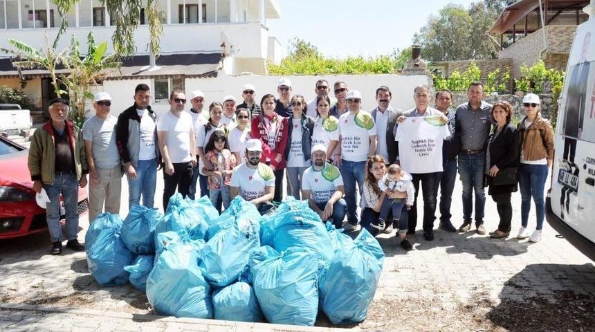 Milas&rsquo;ta Chp&rsquo;li Gen&ccedil;lerden &Ccedil;evre Temizliği