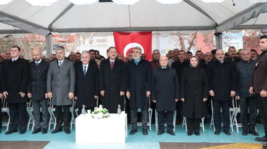 &Ccedil;evre Ve Şehircilik Bakanı Mehmet &Ouml;zhaseki: