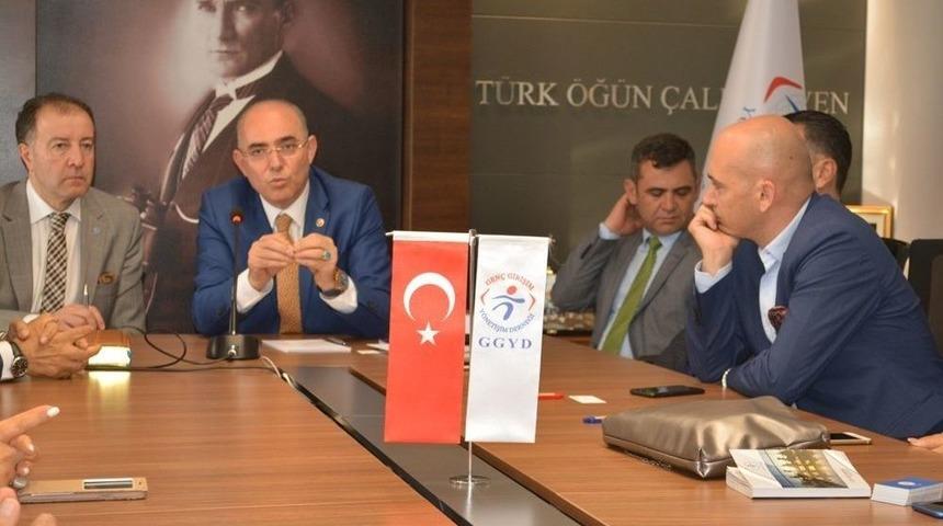 Ggyd&rsquo;lilerle Buluşan Mhp&rsquo;li Mevl&uuml;t Karakaya: