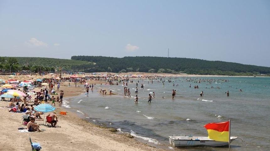 Kocaeli Plajlarında 53 Kişi Boğulmaktan Kurtarıldı