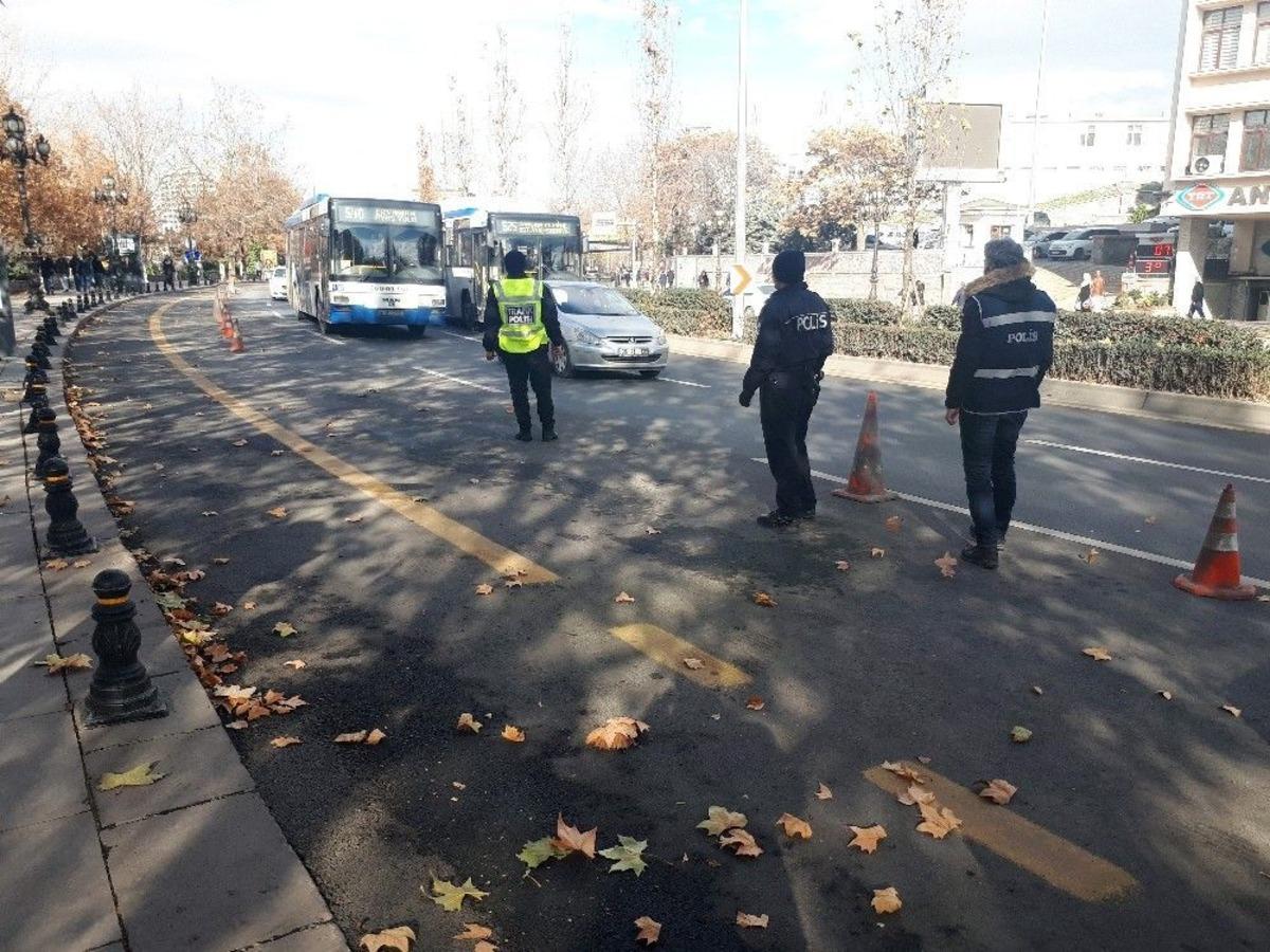 Yılbaşı Gecesi İ&ccedil;in Başkent&rsquo;te G&uuml;venlik &Ouml;nlemleri Yoğunlaştırıldı