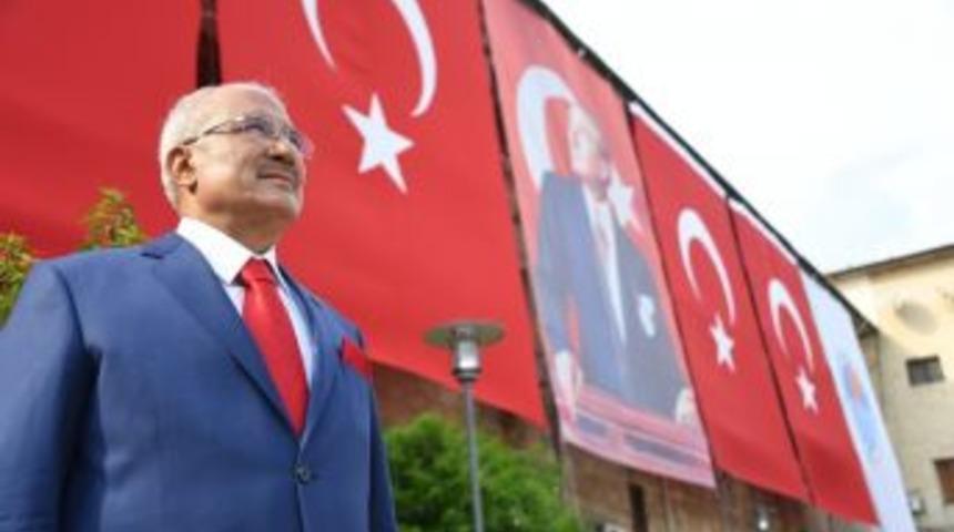 Başkan Kocamaz, Yeni Yıldan Barış Ve Kardeşlik Diledi