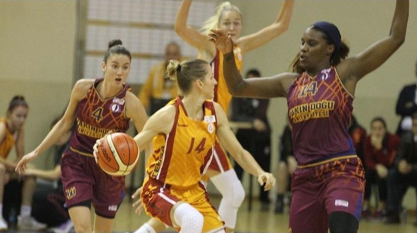 Yakın Doğu &Uuml;niversitesi&rsquo;nin Play-off M&uuml;cadelesi Başlıyor
