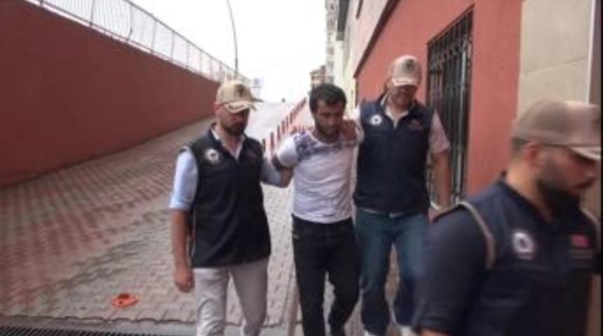 Ter&ouml;r &Ouml;rg&uuml;t&uuml;n&uuml;n Propagandasını Yapan Bir Kişi G&ouml;zaltına Alındı