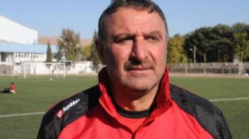 Cizrespor Teknik Direkt&ouml;r Fethi &Ccedil;okkeser İle Anlaştı