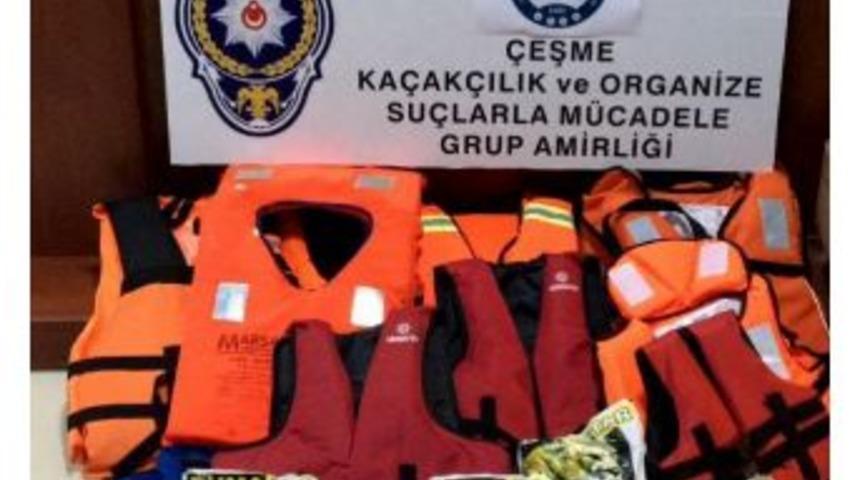 &Ccedil;eşme&rsquo;de 32 G&ouml;&ccedil;menle Yakalanan İnsan Taciri Tutuklandı