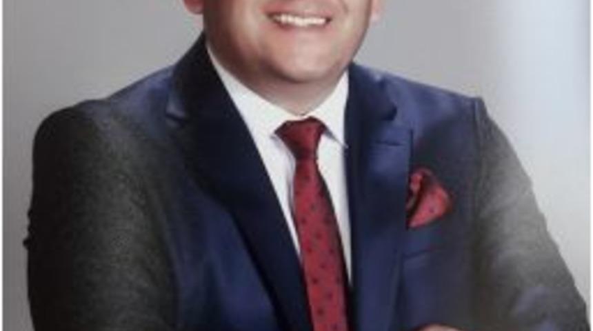 &Ccedil;enesiz Adaylığını A&ccedil;ıkladı