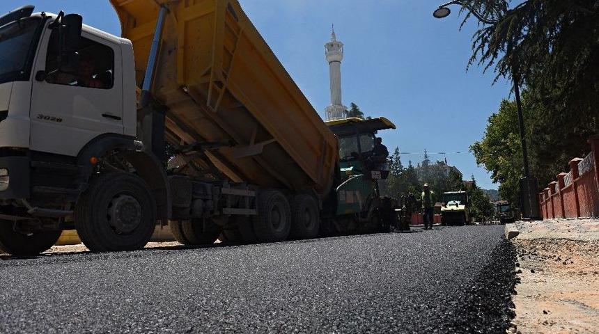 Turhal&rsquo;da Asfalt &Ccedil;alışmaları Devam Ediyor