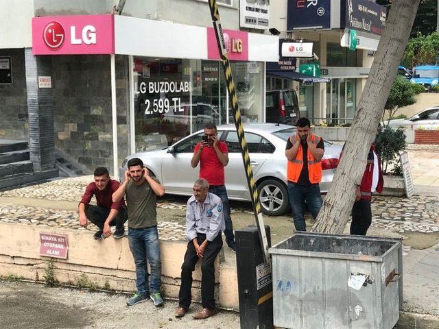 (özel) Kadıköy’de Doğalgaz Çalışması, İlginç Görüntülere Sahne Oldu