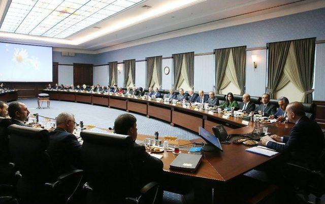 Ak Parti Merkez Karar Ve Yönetim Kurulu (mkyk), Cumhurbaşkanı Ve Ak Parti Genel Başkanı Recep Tayyip Erdoğan Başkanlığında Toplandı.