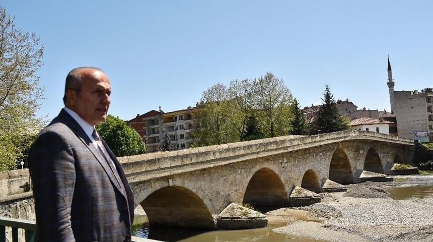 Tarihi Taş-k&ouml;pr&uuml;&rsquo;n&uuml;n Restorasyonu Başladı